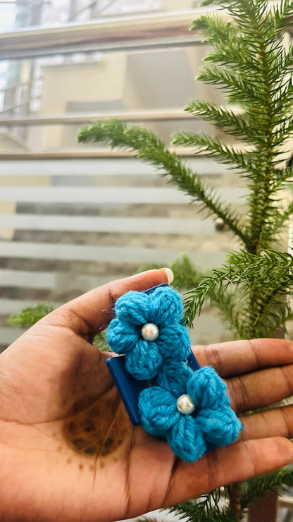 Crochet Bloom Clutchers