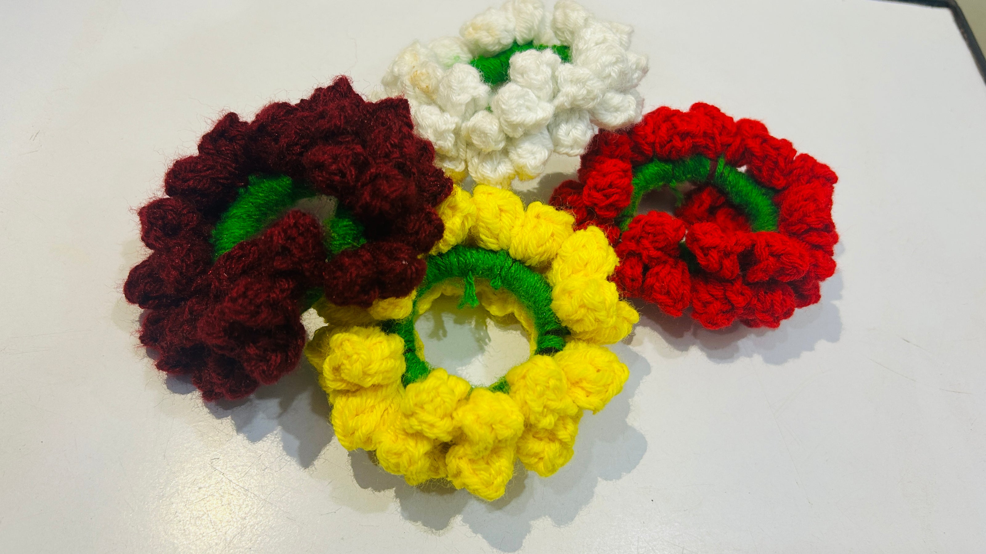 Gajra Scrunchies – Festive Elegance for Your Hair